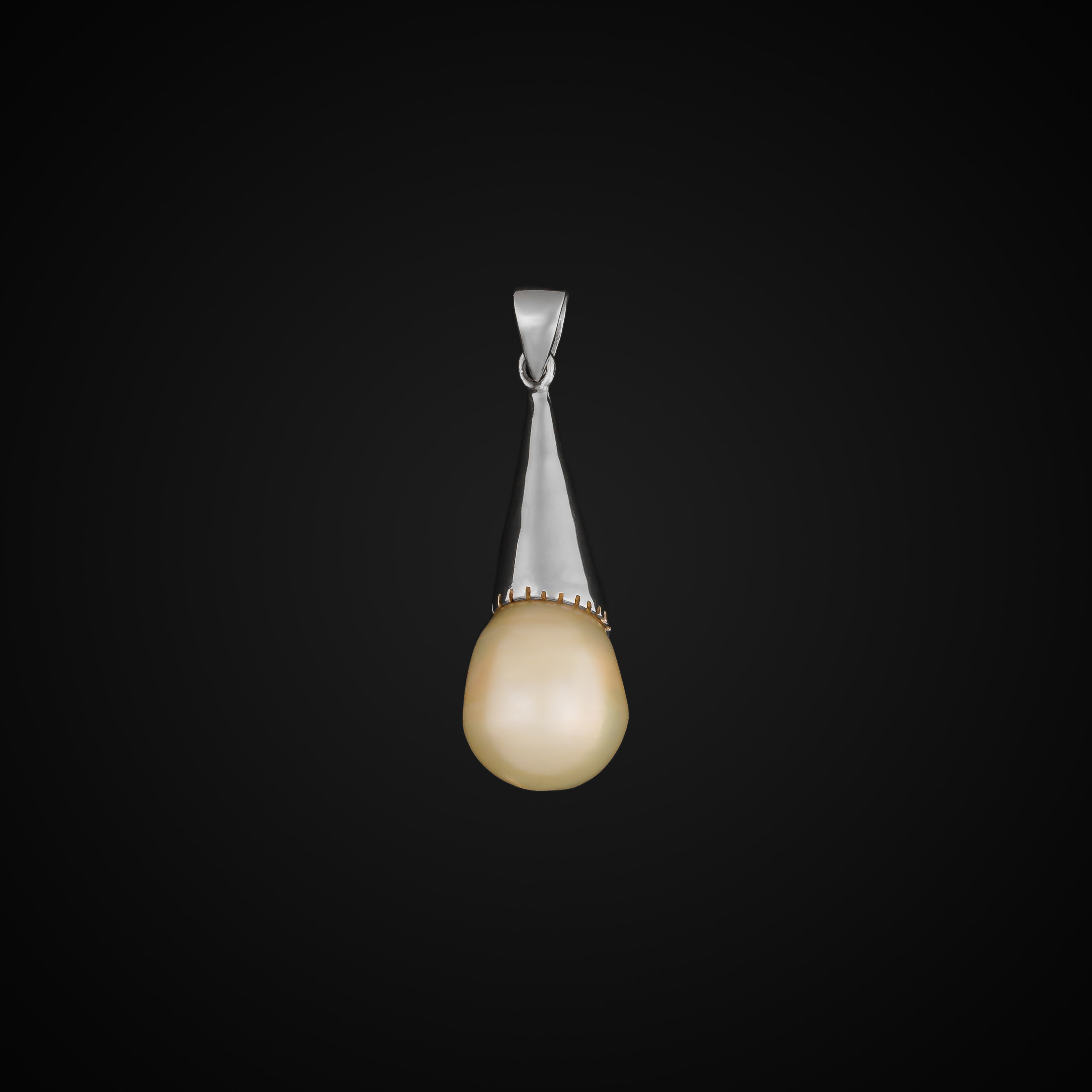 Pearl Pendant
